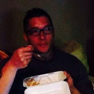 Meet your Posher, Khai